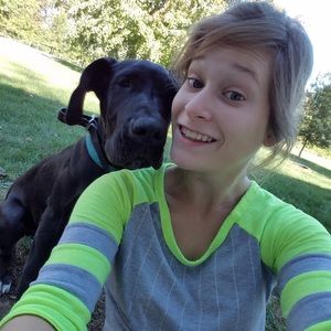 Meet your Posher, Lanie